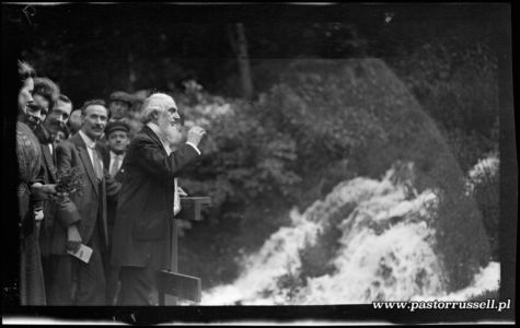 Pastor Charles Russell